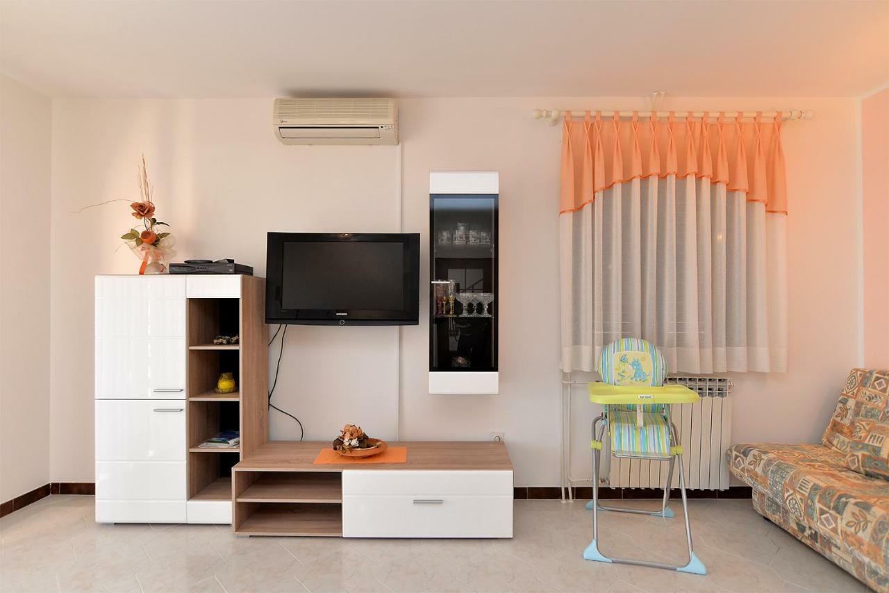 Apartment Gracijela 827 메덜린 외부 사진