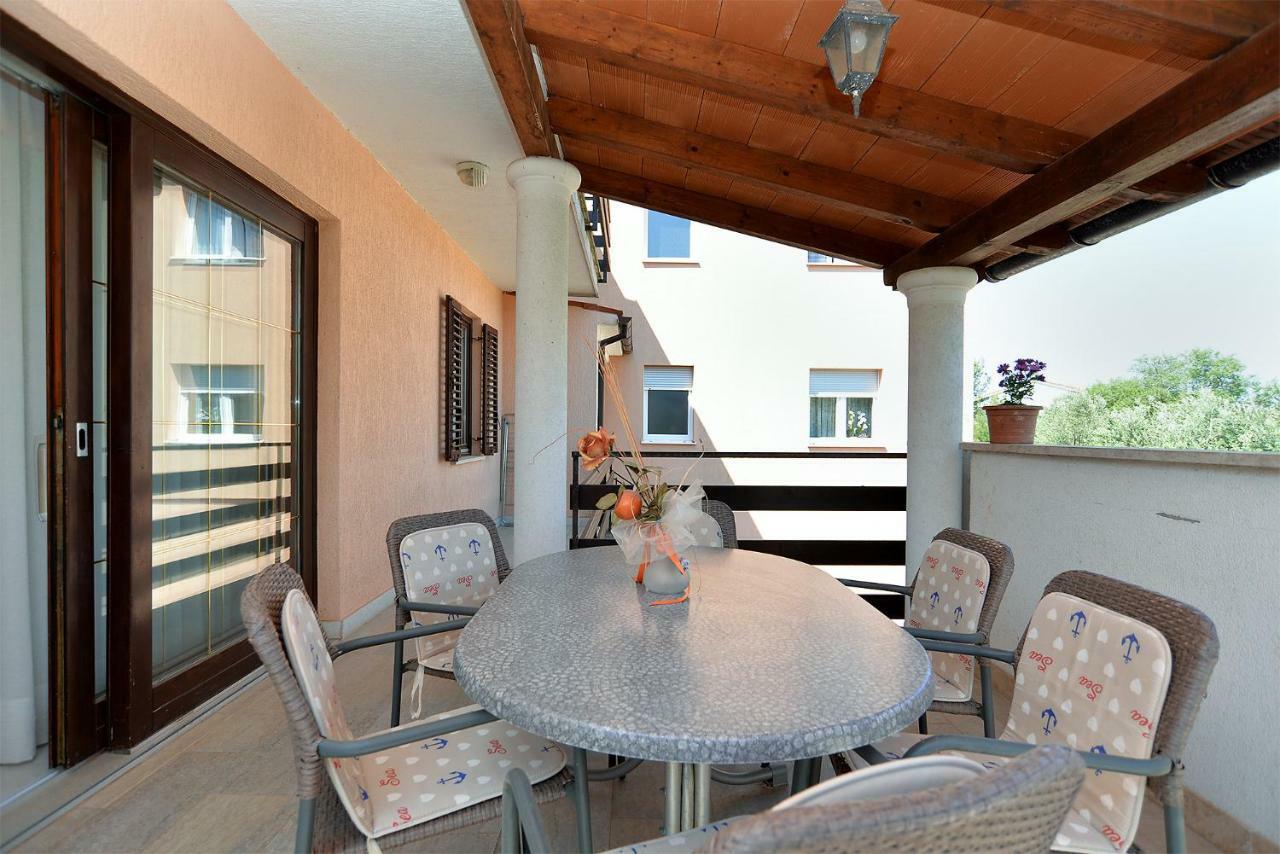Apartment Gracijela 827 메덜린 외부 사진